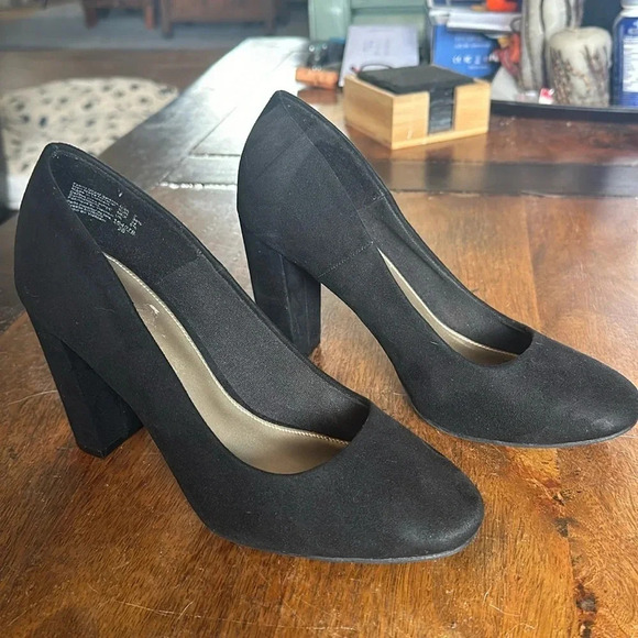 Fiona black fabric suede effect block heel shoes Size 7 - Picture 2 of 7